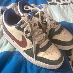 Nike Cream and Green Sneakers with Brown Accents